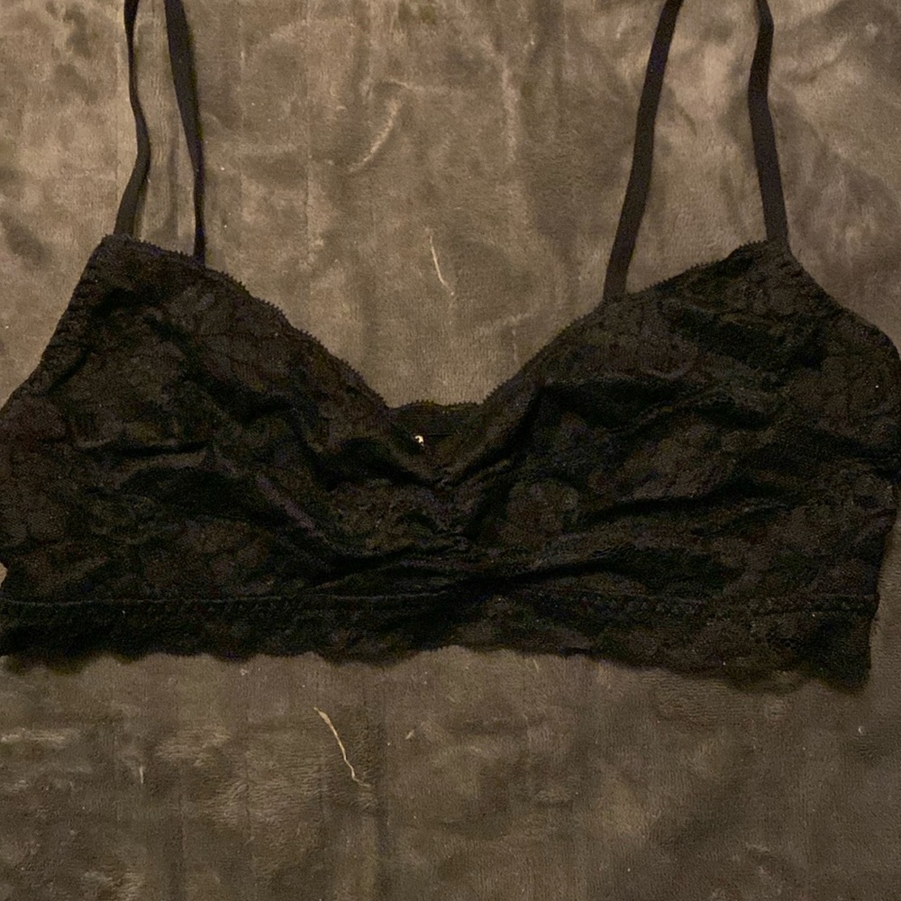 Black lace bra